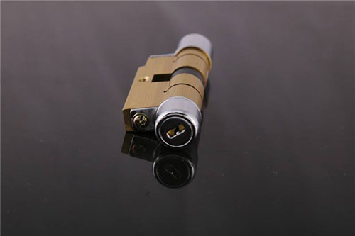 下山镇开锁一般多少钱，开自家大门锁